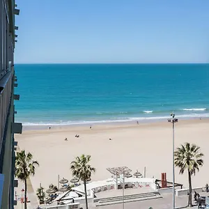 Playa Victoria Paseo Maritimo 3 Appartement